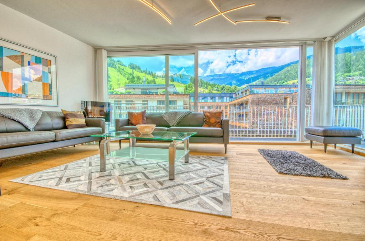 Penthouse Ari - By Alpen Apartments Zell am See Eksteriør billede
